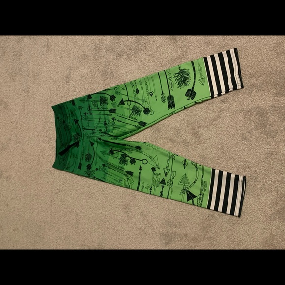 Capri namastefit yoga pants - Picture 1 of 2